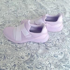 ❌SOLD❌Women’s FLX Renew Strap Slip On Shoes